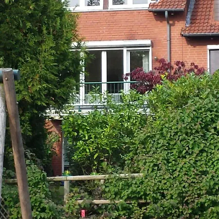 Apartmán With Garden In County Hamburg, Near Metro *