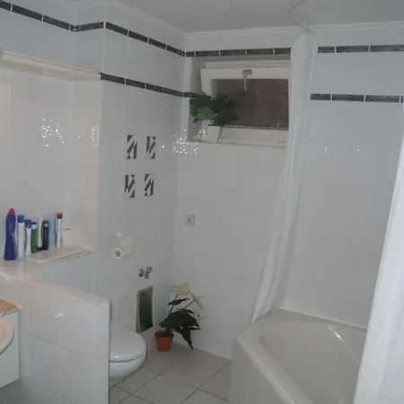 Apartmán With Garden In County Hamburg, Near Metro Norderstedt